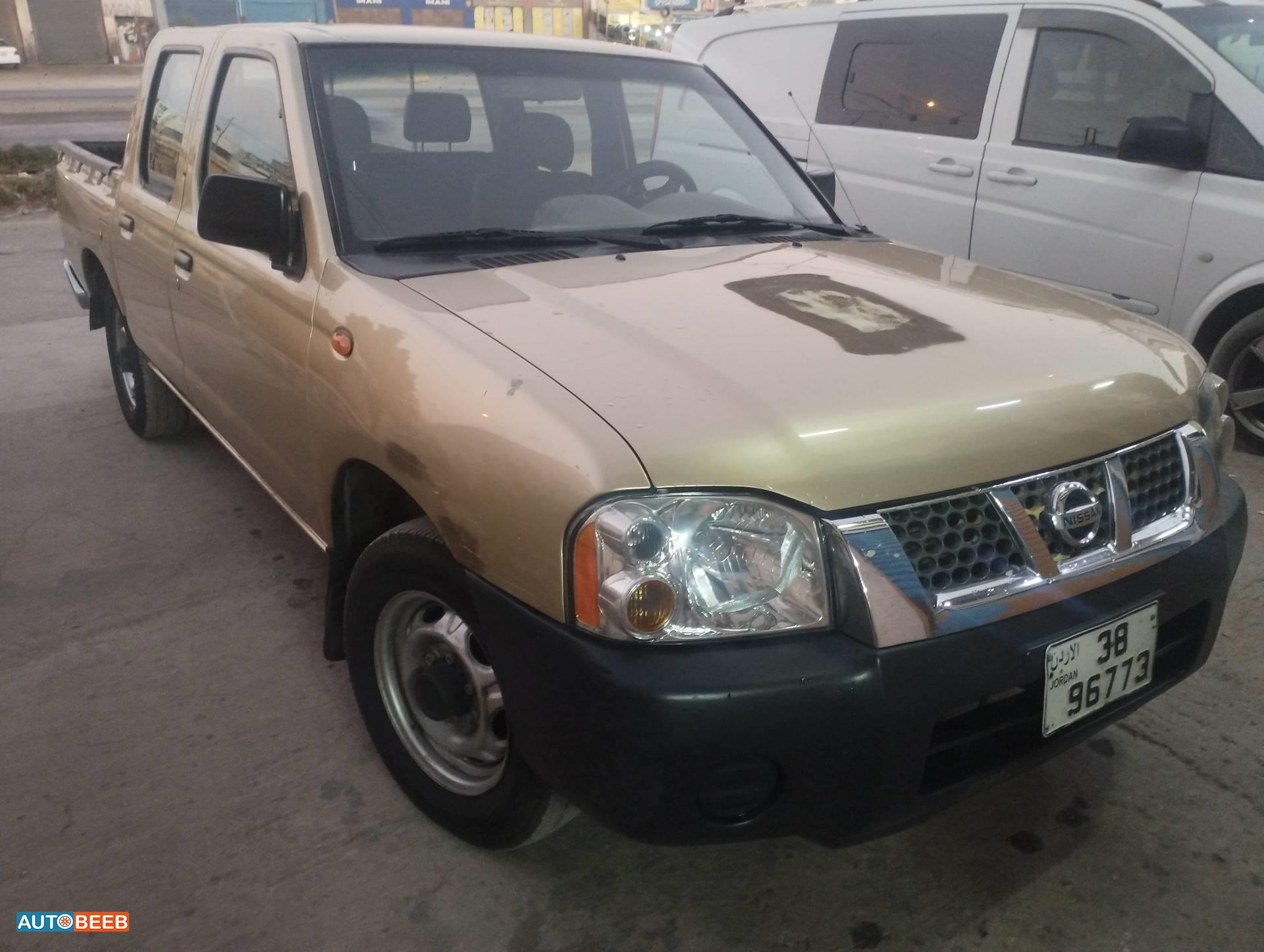 نيسان نافارا 2008