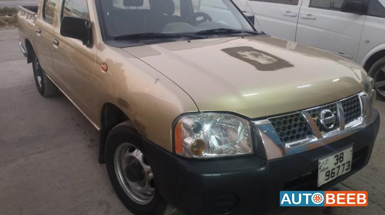 نيسان نافارا 2008