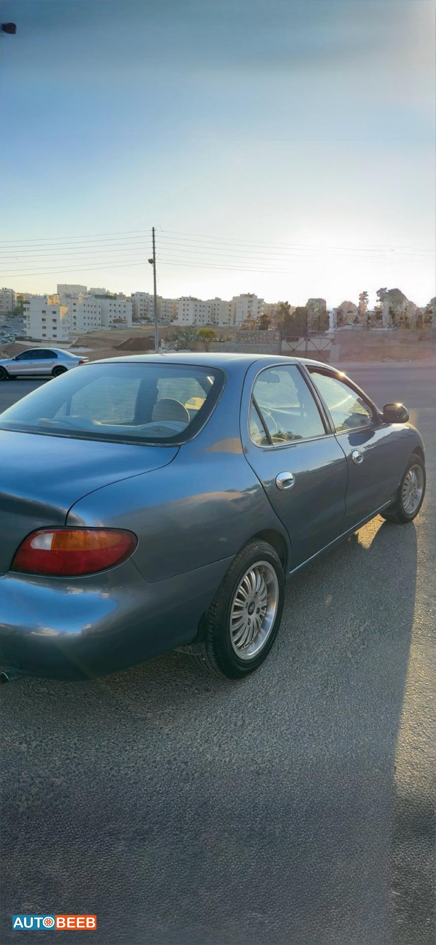 هيونداي افانتي 1997