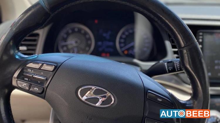 هيونداي ايونيك 2018