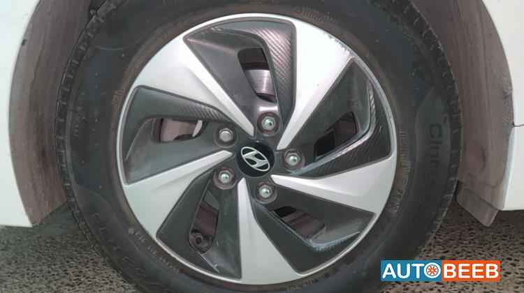 هيونداي ايونيك 2018