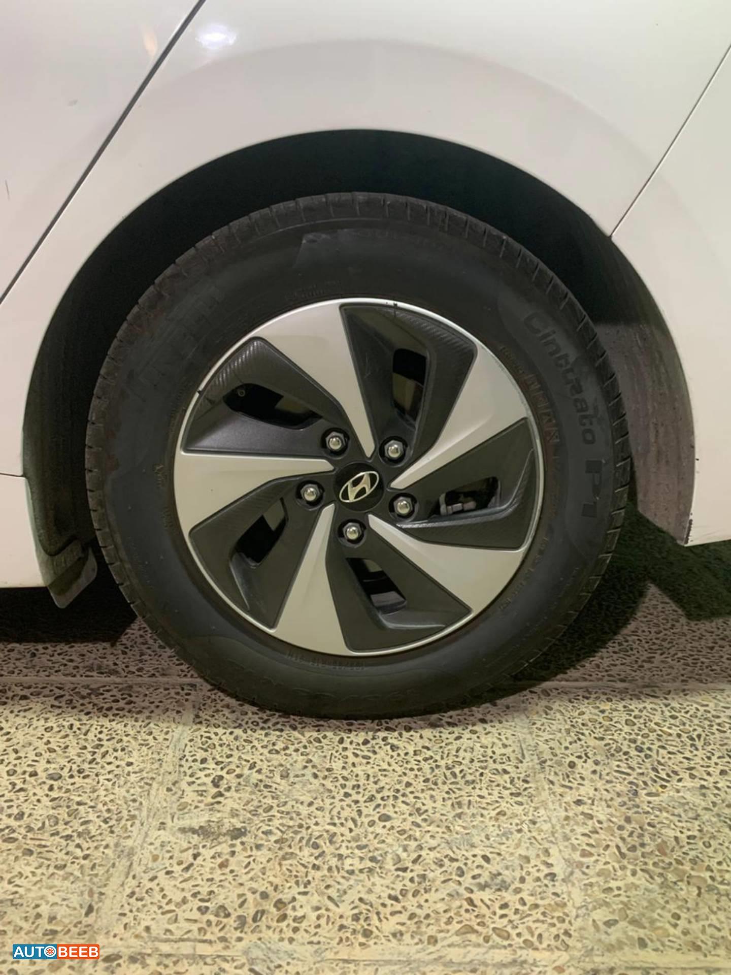 هيونداي ايونيك 2018