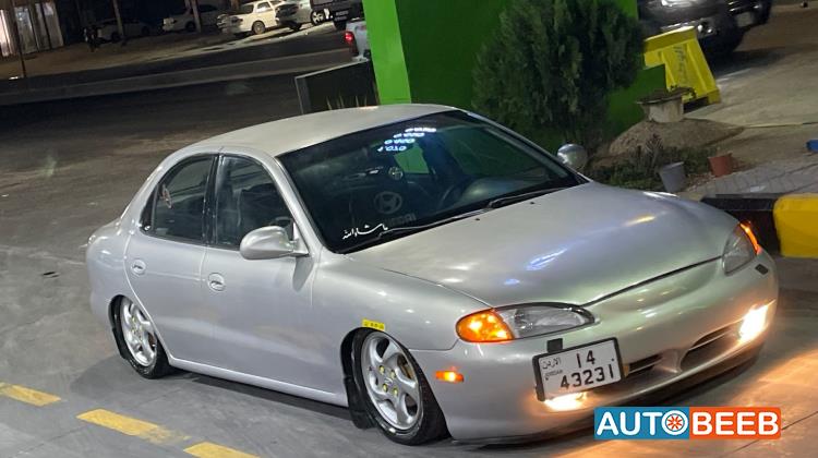 هيونداي افانتي 1996