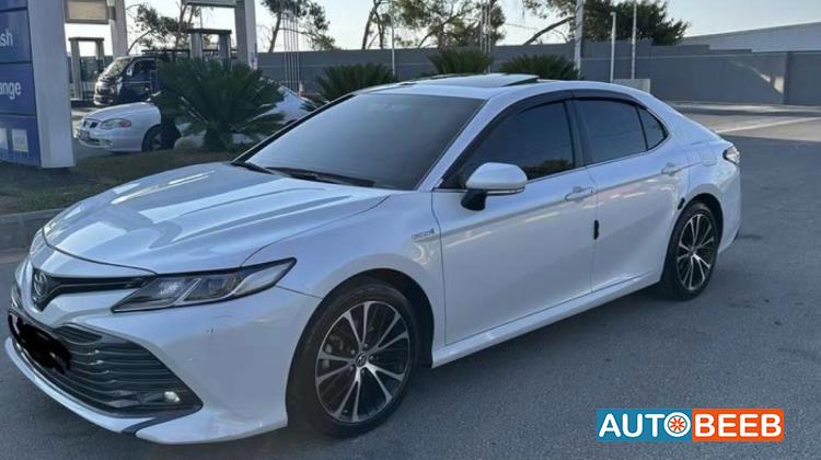 Toyota Camry 2018