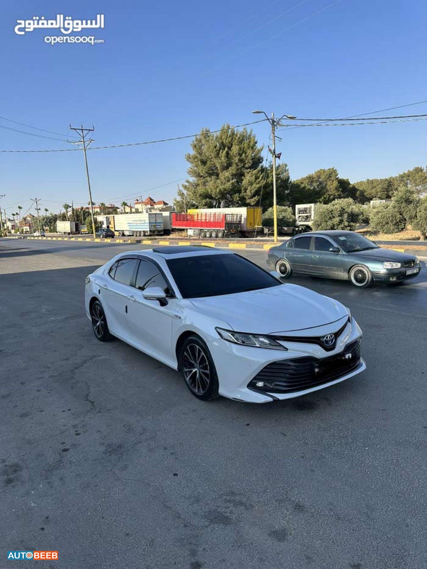 Toyota Camry 2018
