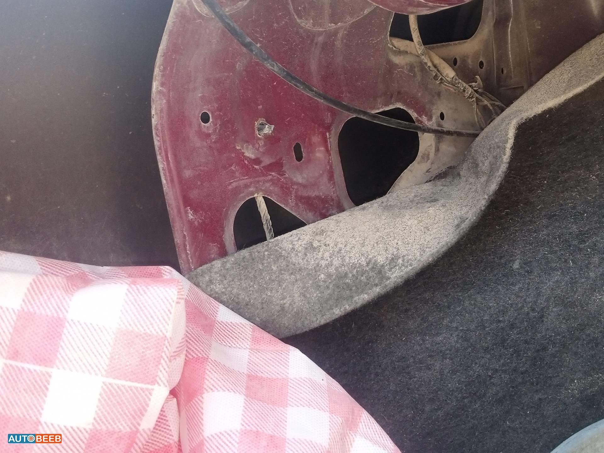 ميتسوبيشي لانسر 1994