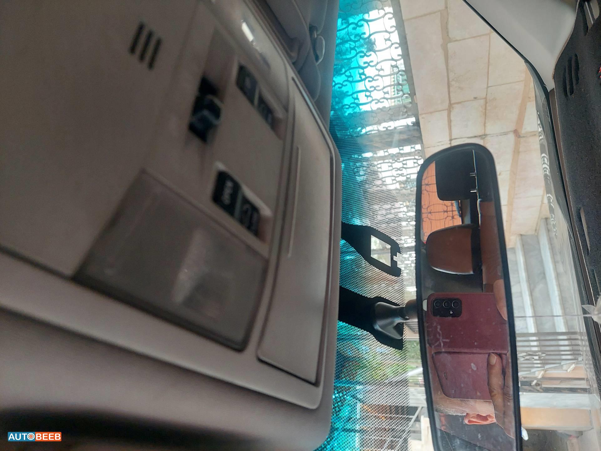 تويوتا راف فور 2016