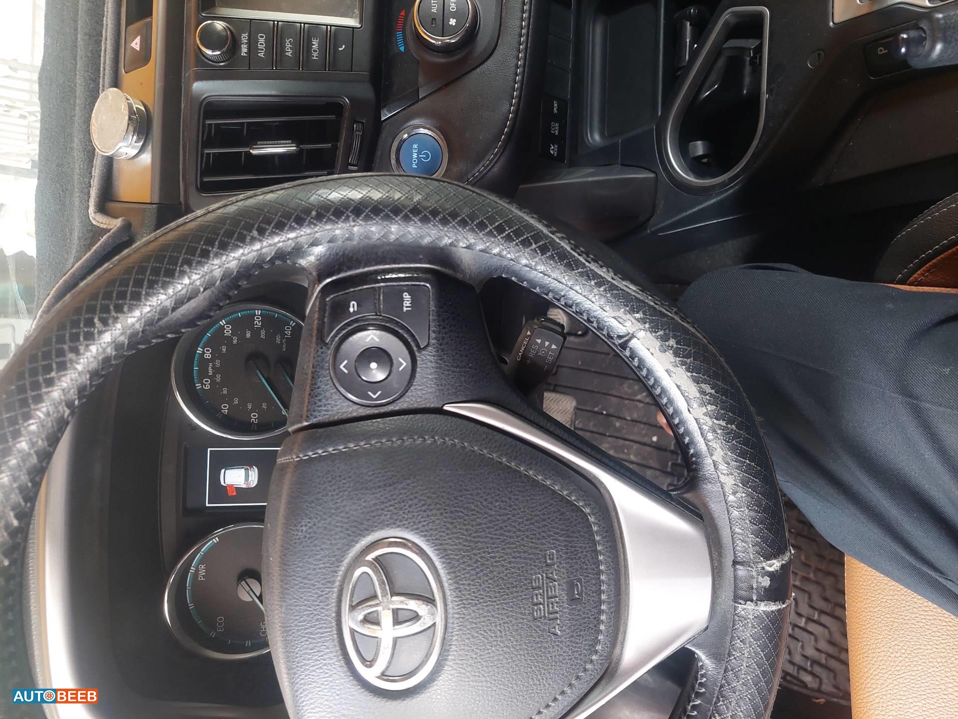 تويوتا راف فور 2016