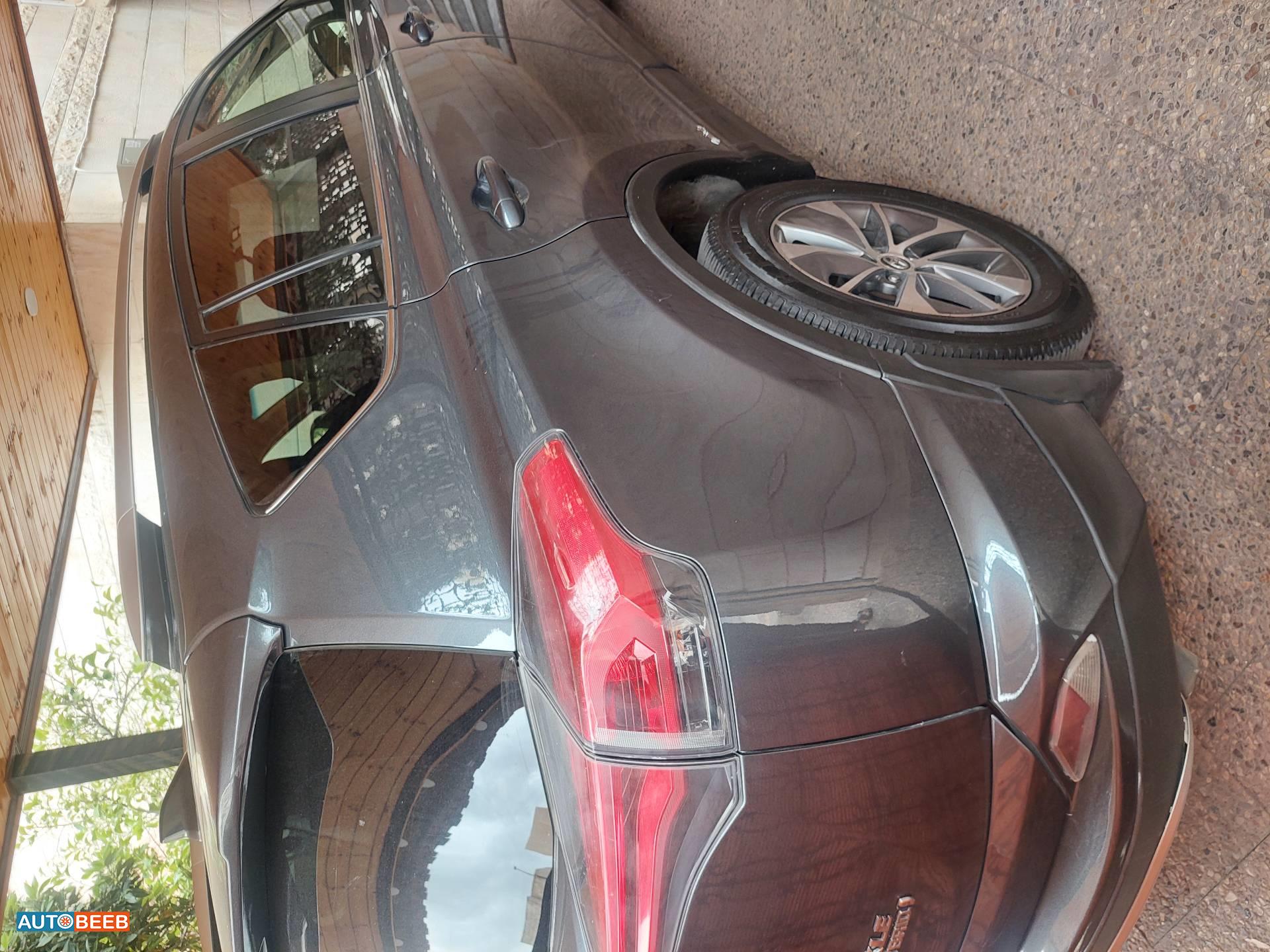 تويوتا راف فور 2016