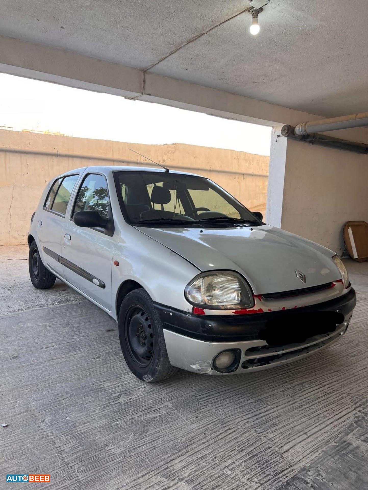 رينو كليو 2001