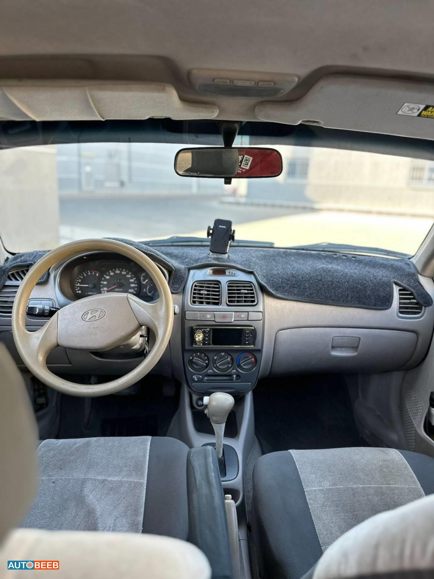 Hyundai Verna 1999