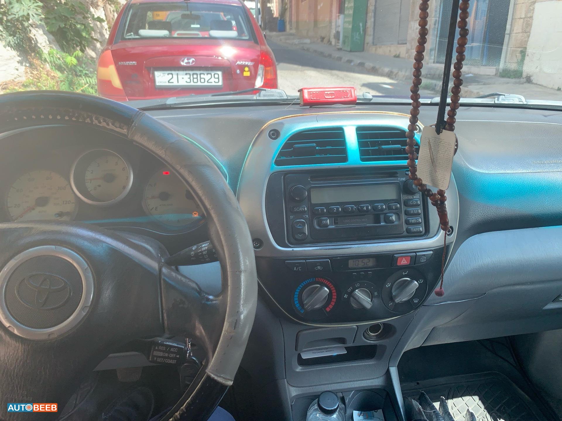 تويوتا راف فور 2001