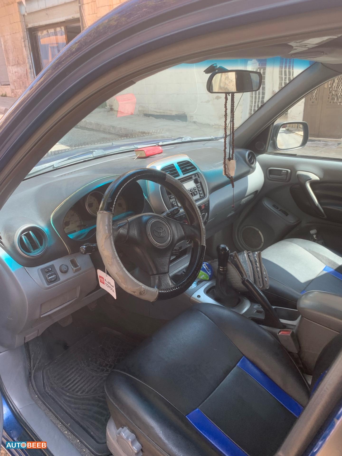 تويوتا راف فور 2001