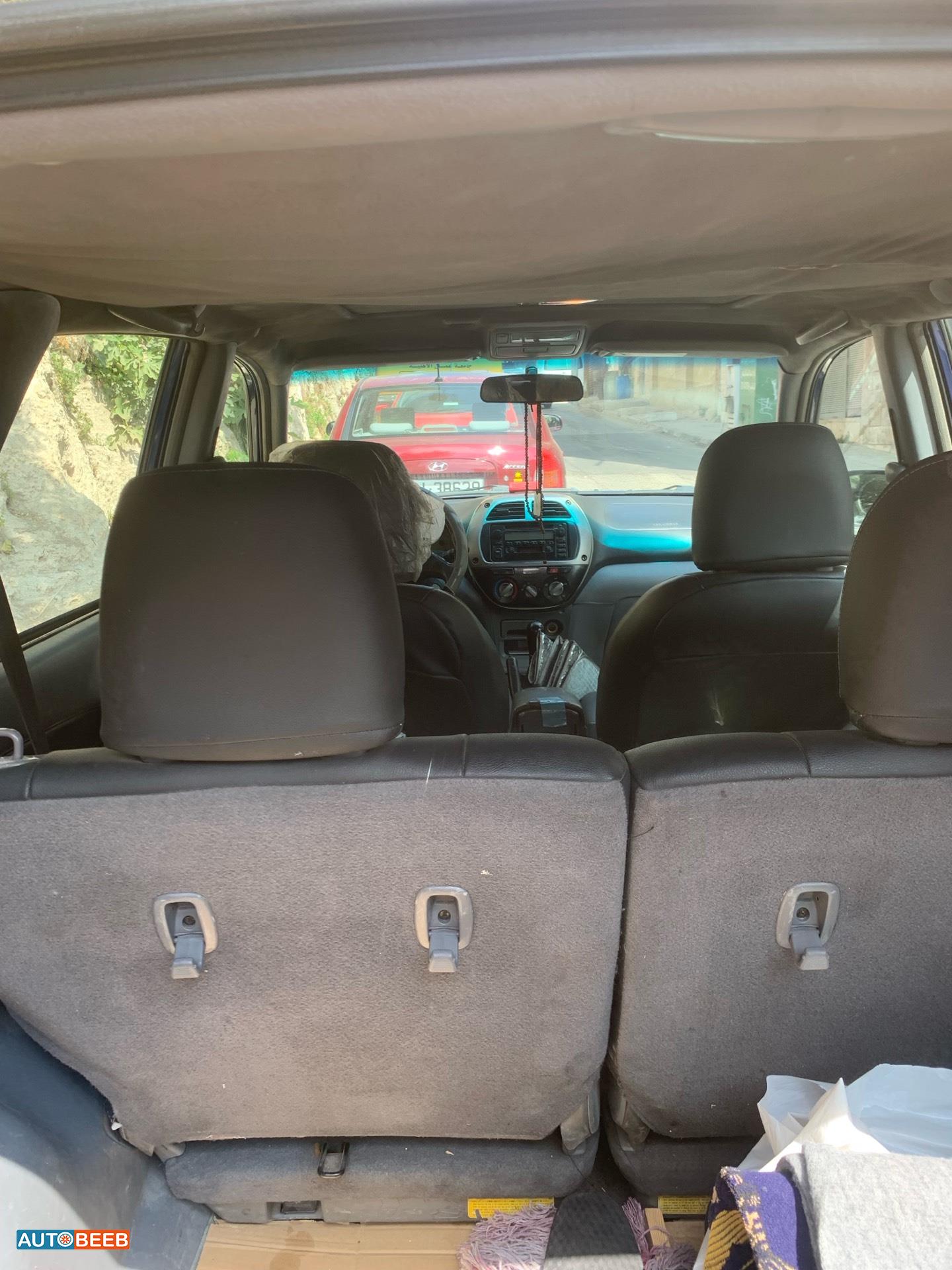 تويوتا راف فور 2001