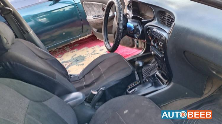 هيونداي افانتي 1995