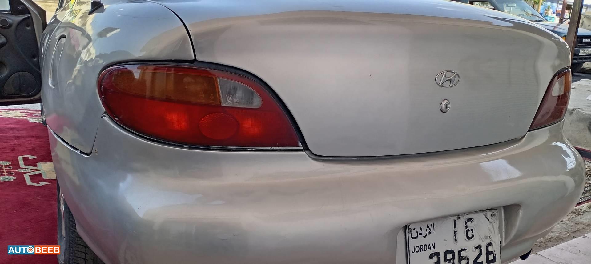 هيونداي افانتي 1995