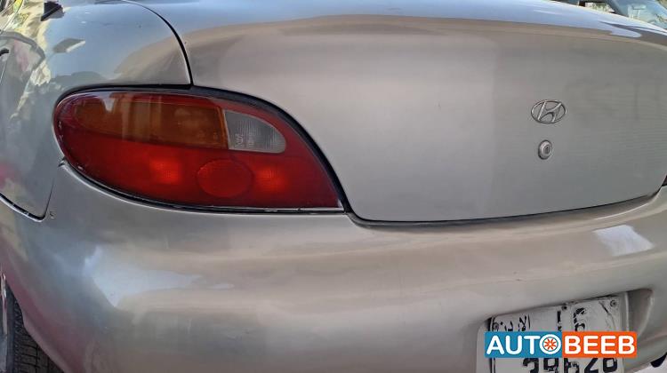 هيونداي افانتي 1995