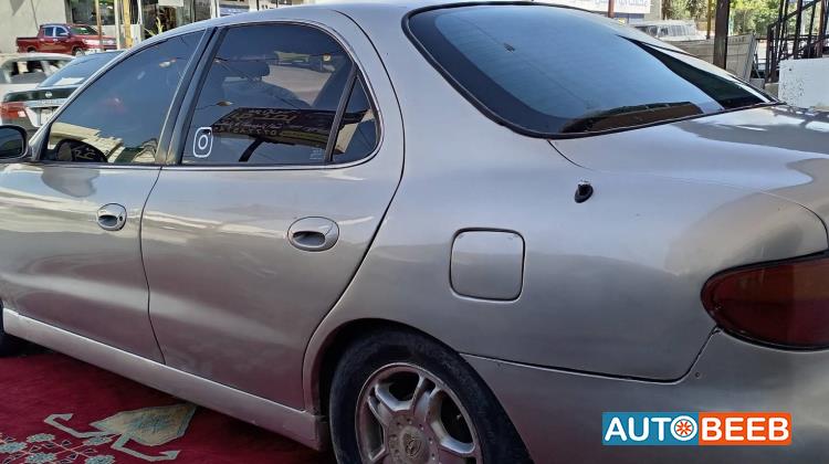 هيونداي افانتي 1995