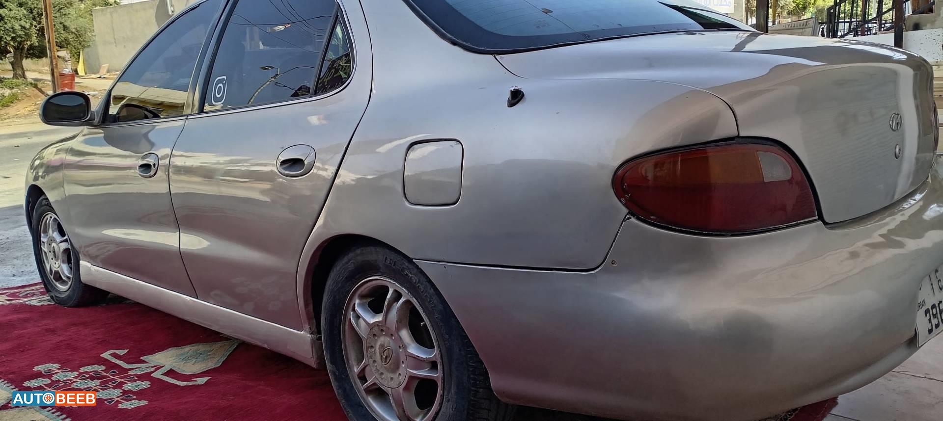 هيونداي افانتي 1995