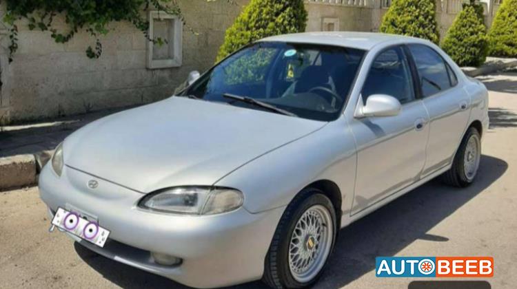 هيونداي افانتي 1996