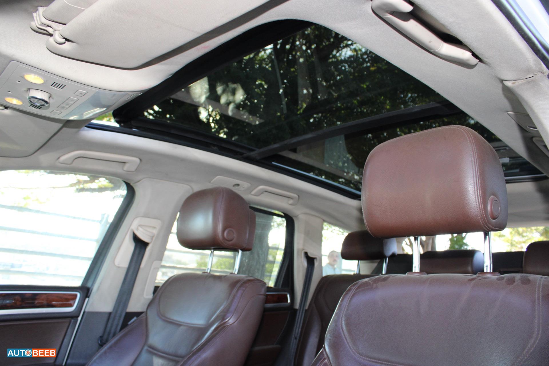 فولكس فاجن طوارق 2012