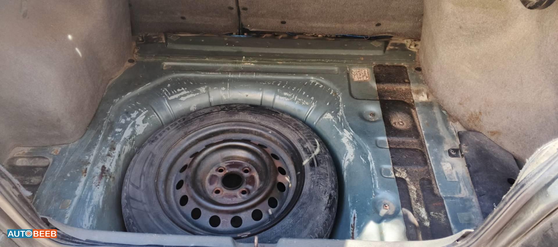 كيا سيفيا 1996