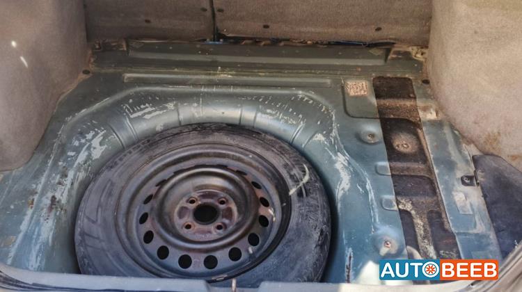 كيا سيفيا 1996