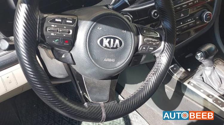 كيا اوبتيما 2014