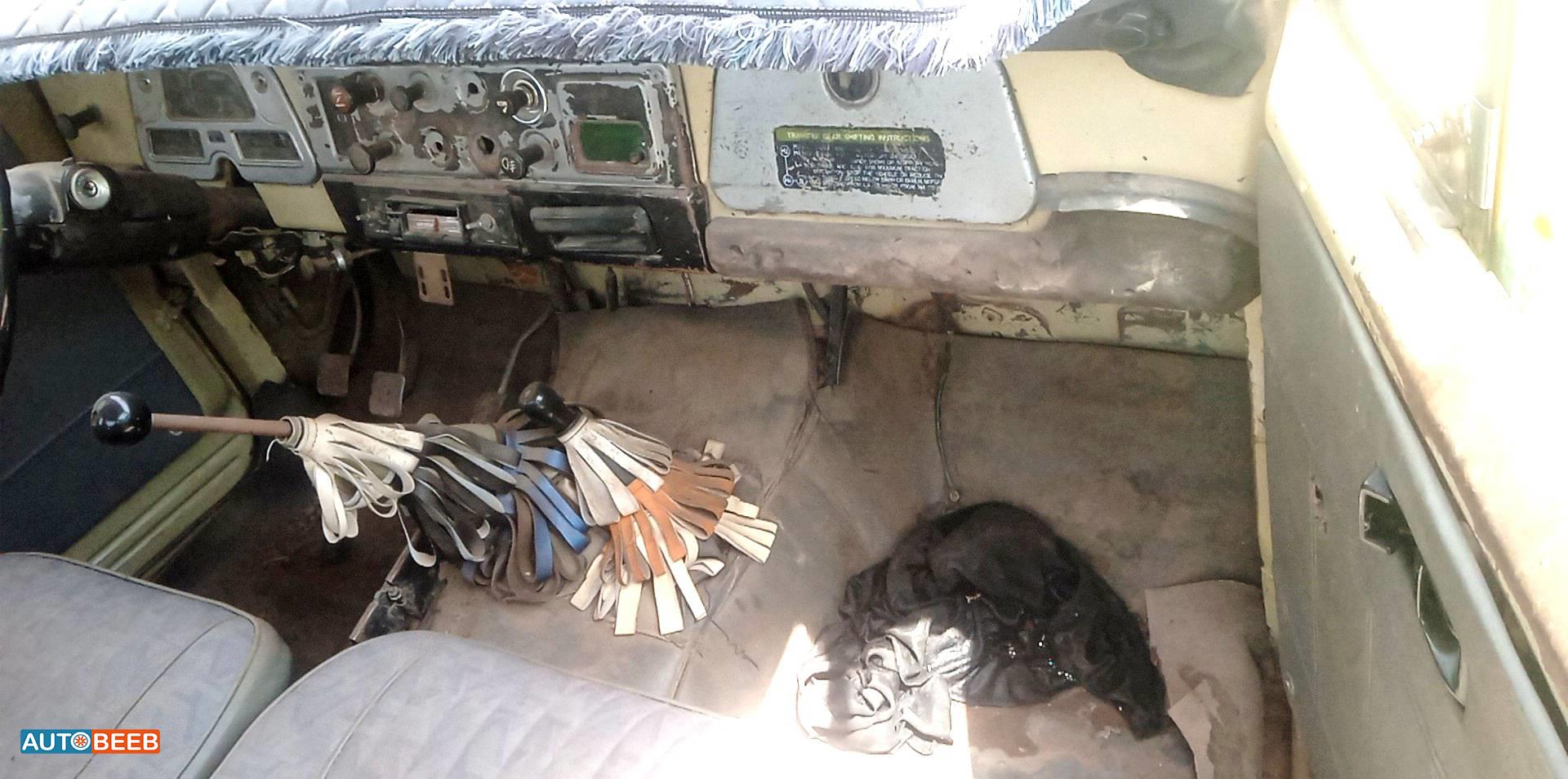 تويوتا شاص 1983