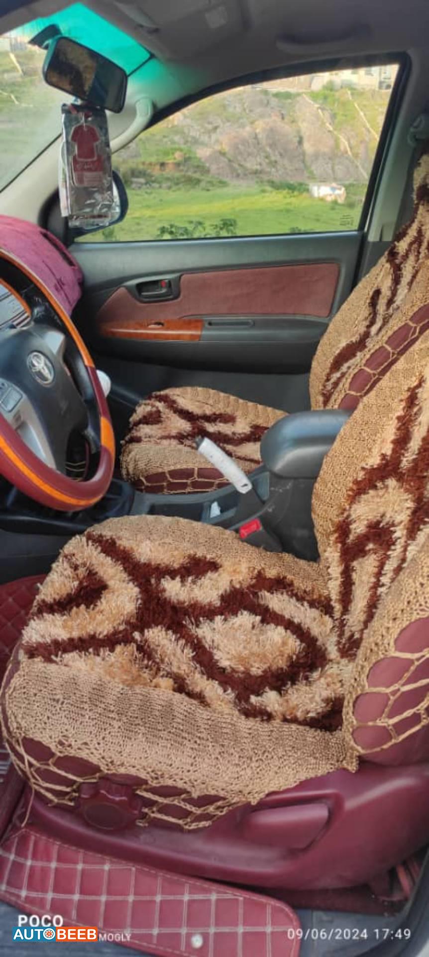 تويوتا هيلوكس 2014