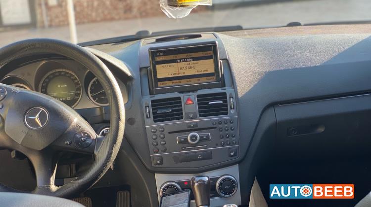 Mercedes Benz C200 2010