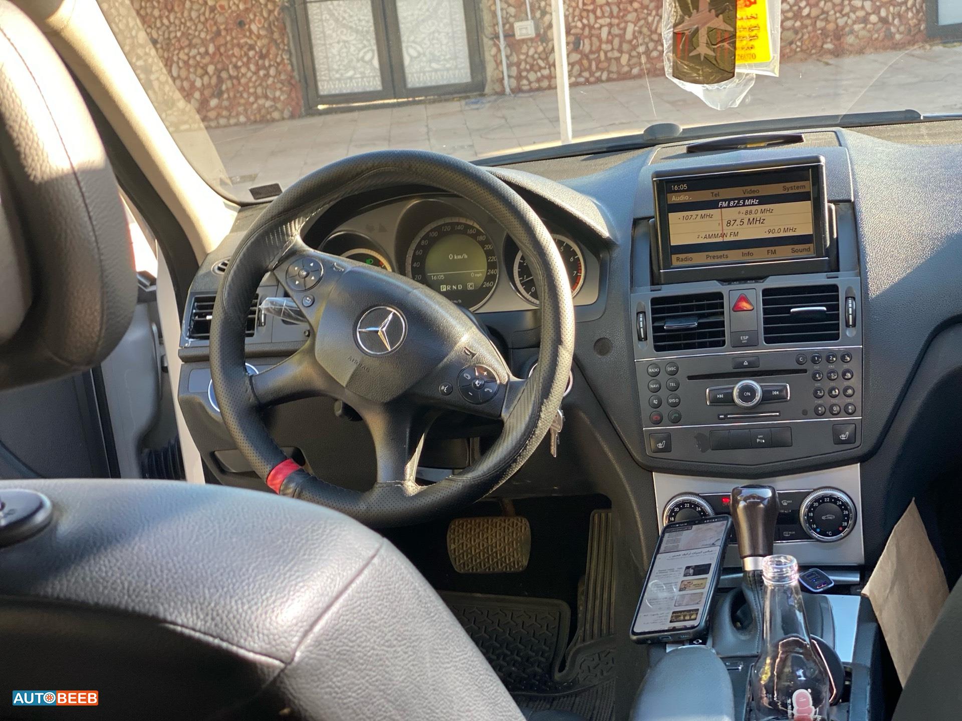 Mercedes Benz C200 2010