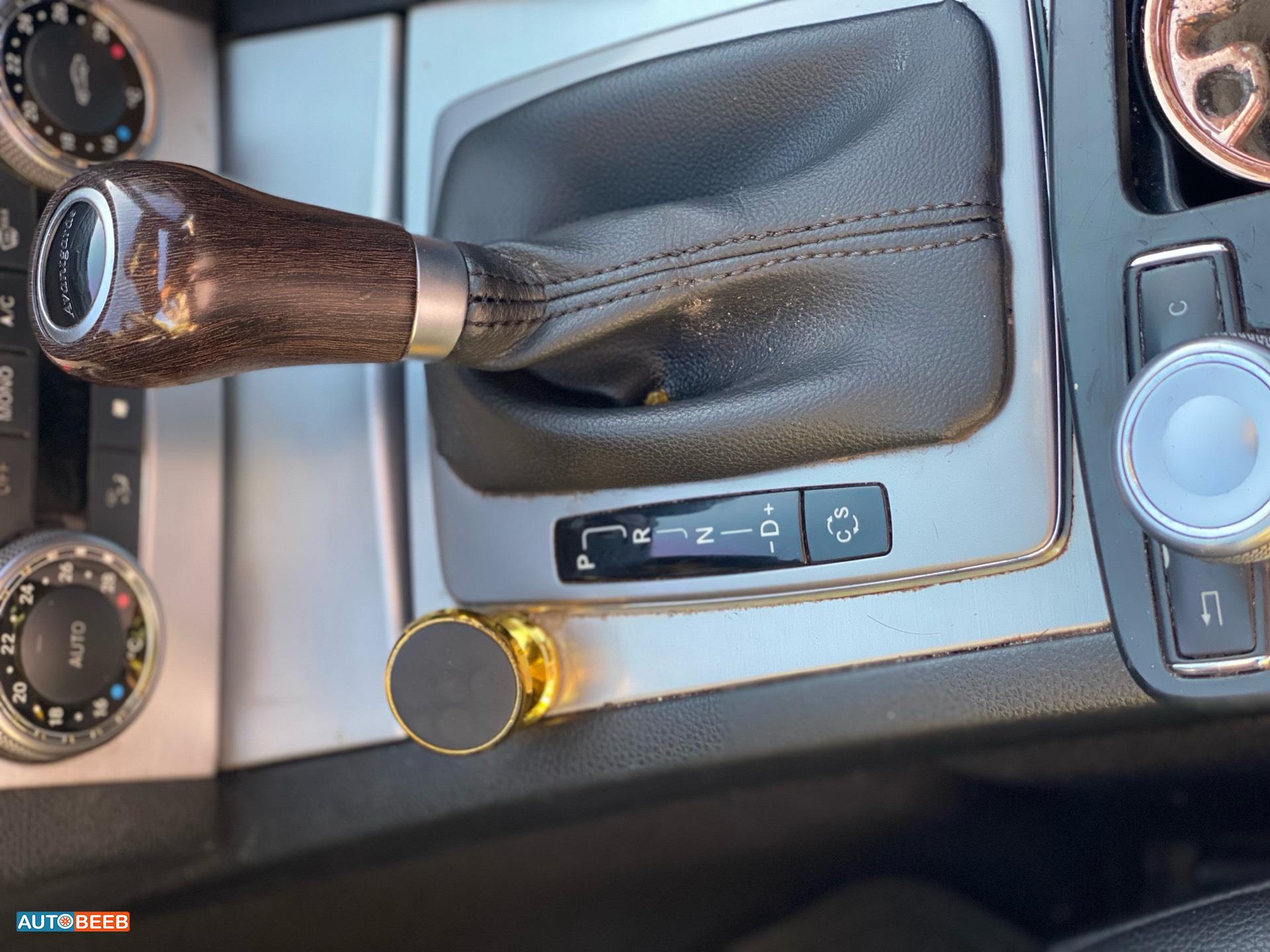 Mercedes Benz C200 2010