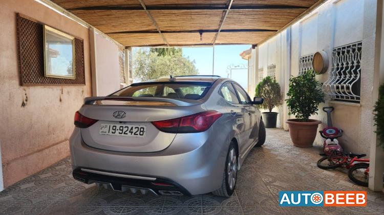 هيونداي افانتي 2011