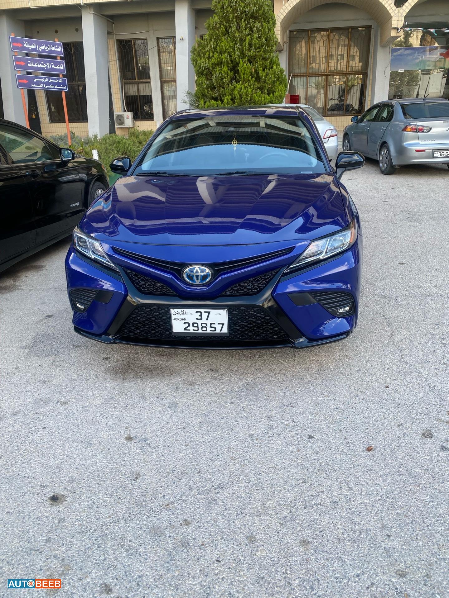 تويوتا كامري 2018