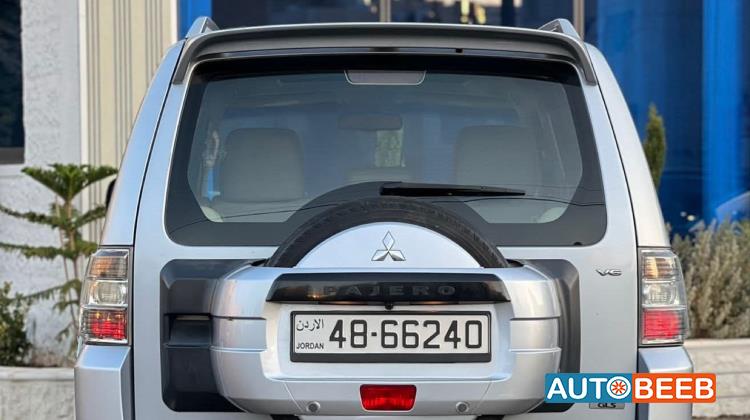 Mitsubishi Pajero 2011