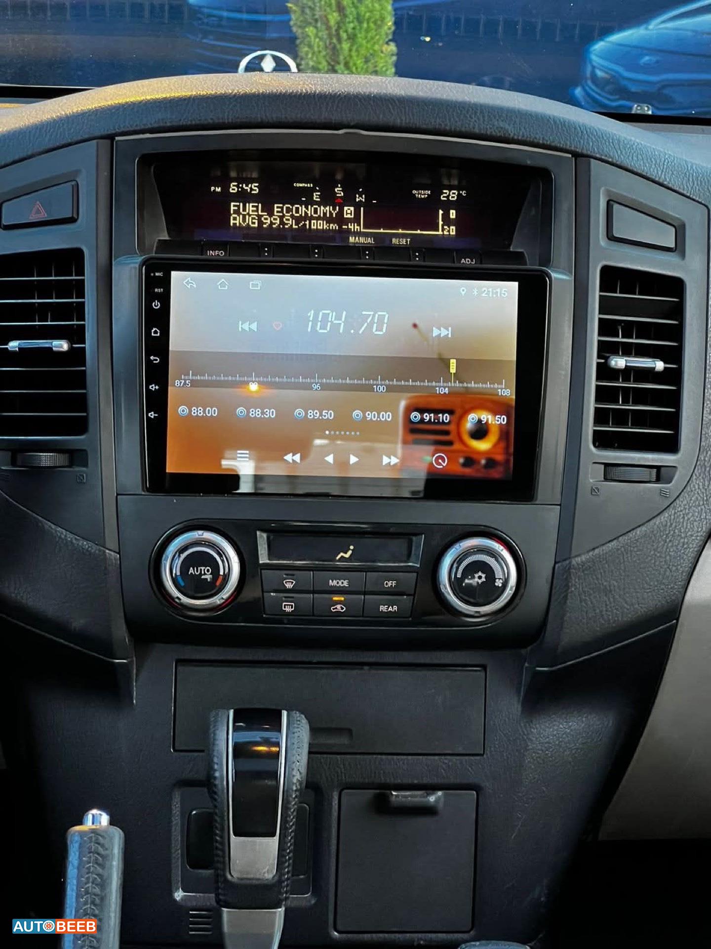 Mitsubishi Pajero 2011