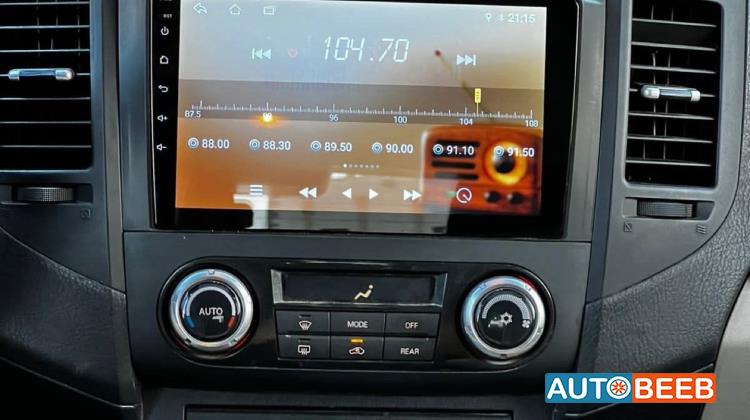 Mitsubishi Pajero 2011