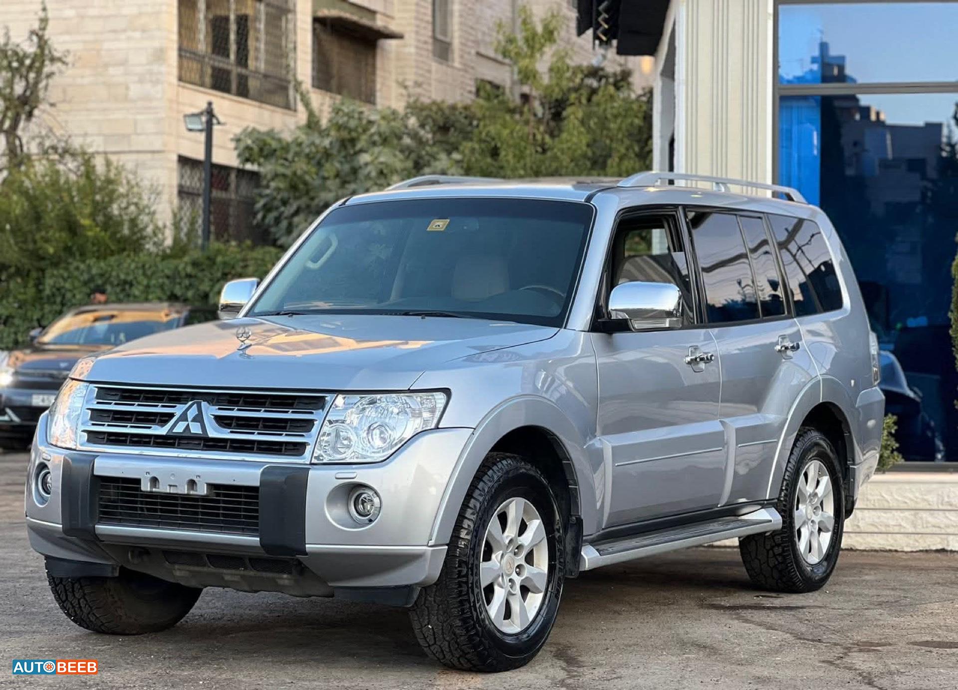 Mitsubishi Pajero 2011