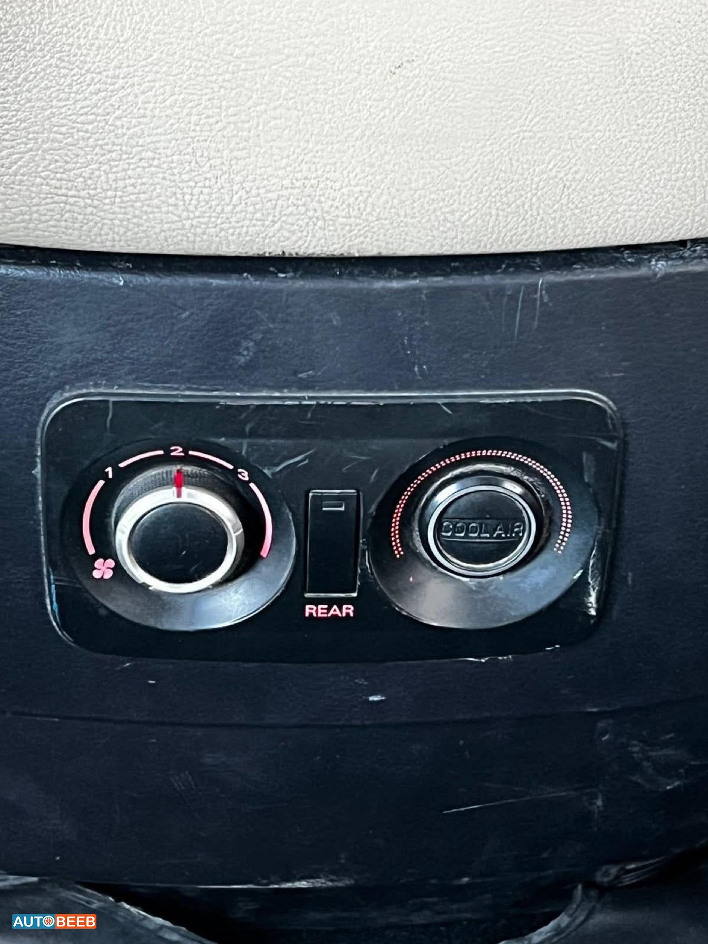 Mitsubishi Pajero 2011