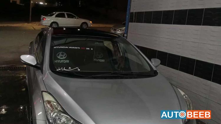 هيونداي افانتي 2012