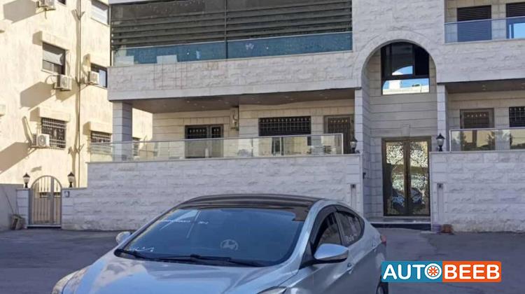 هيونداي افانتي 2012