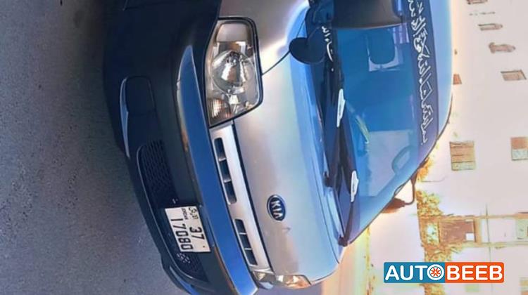 ميني باص كيا 2005