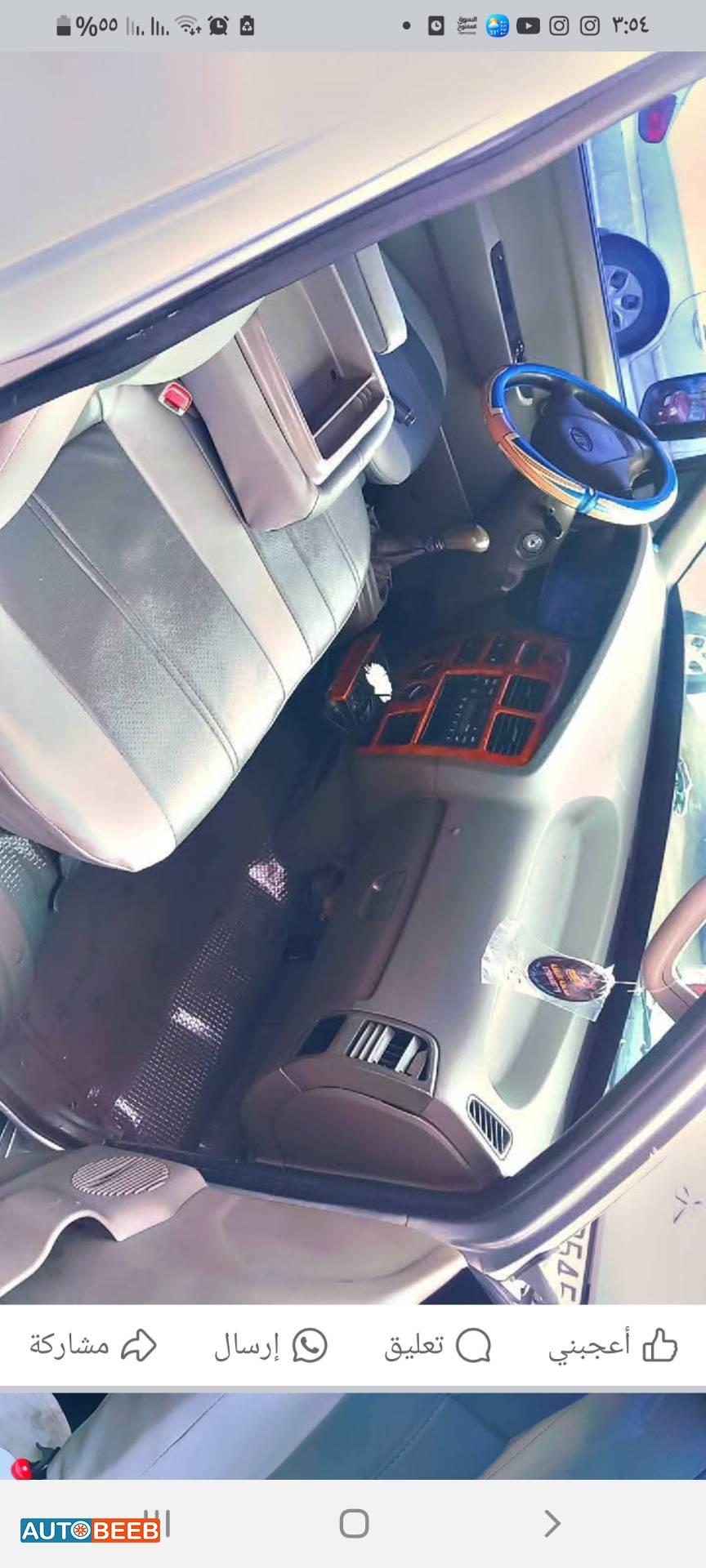 ميني باص كيا 2005