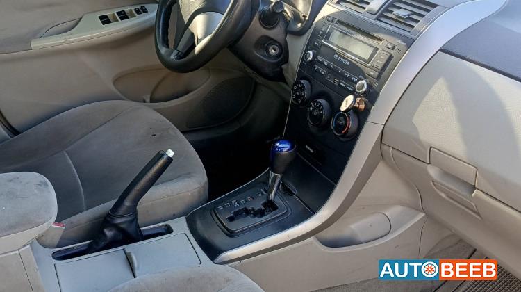 تويوتا كورولا 2013