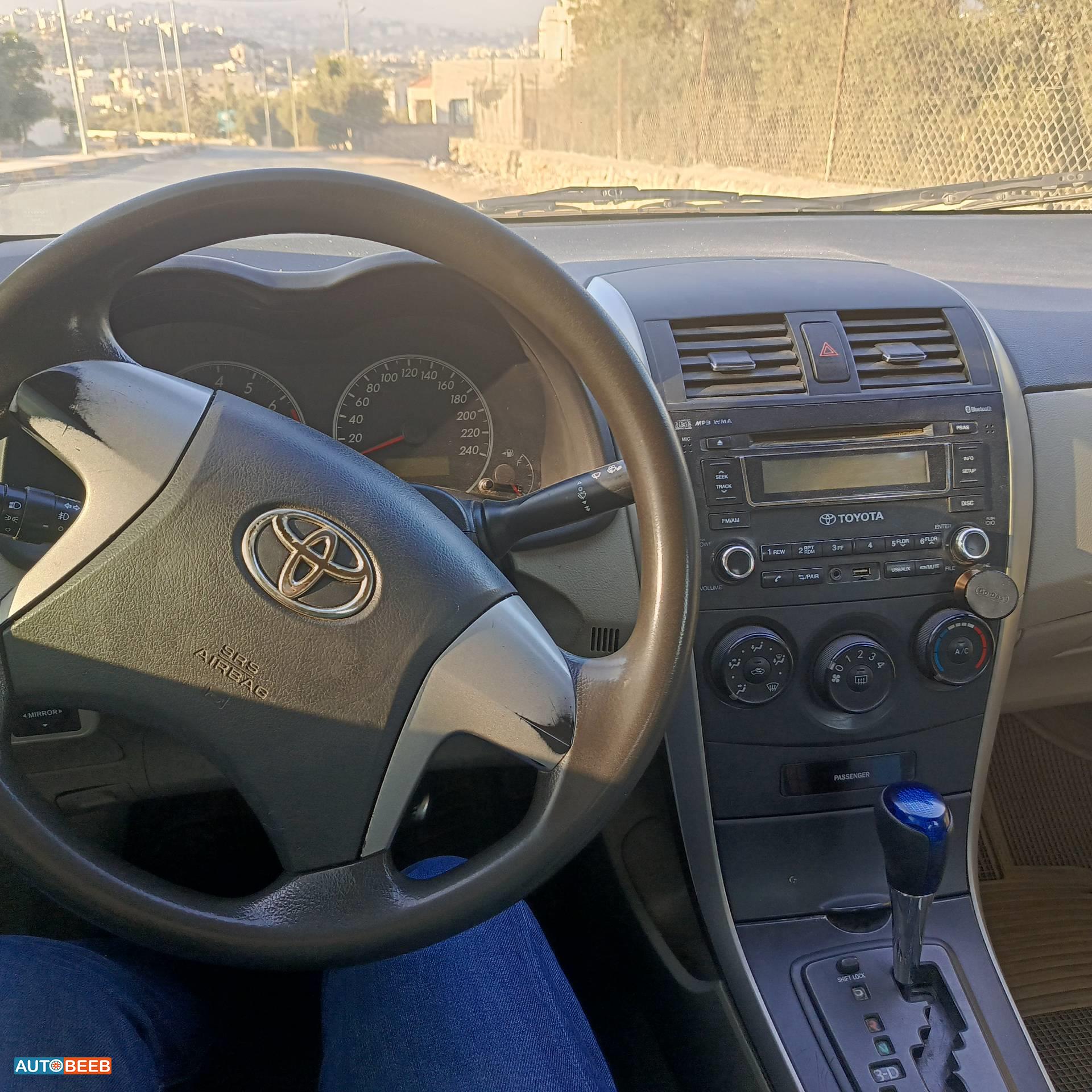 تويوتا كورولا 2013