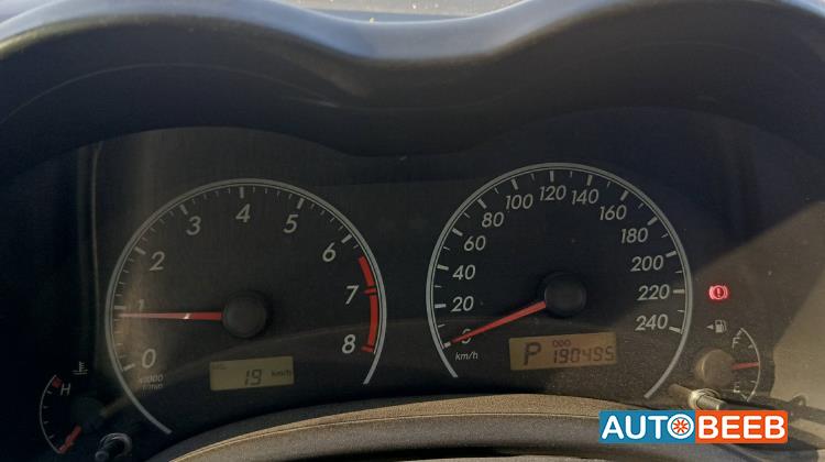 تويوتا كورولا 2013