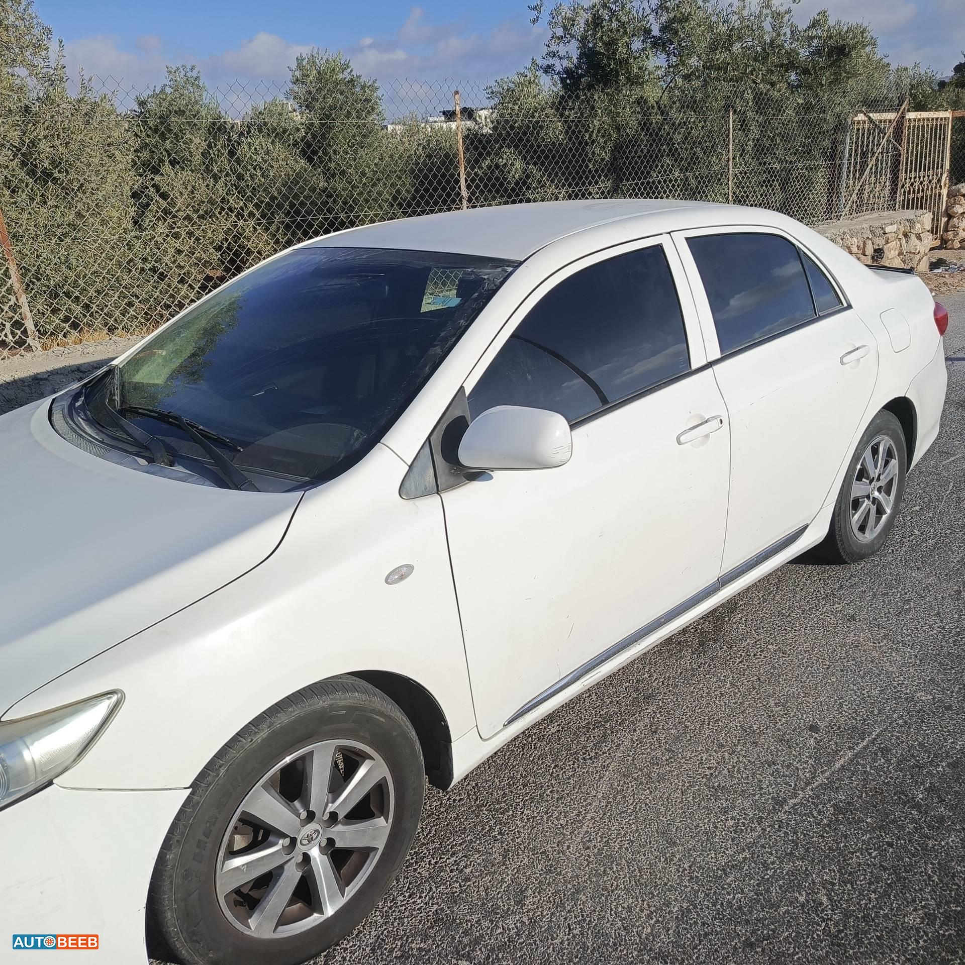 تويوتا كورولا 2013