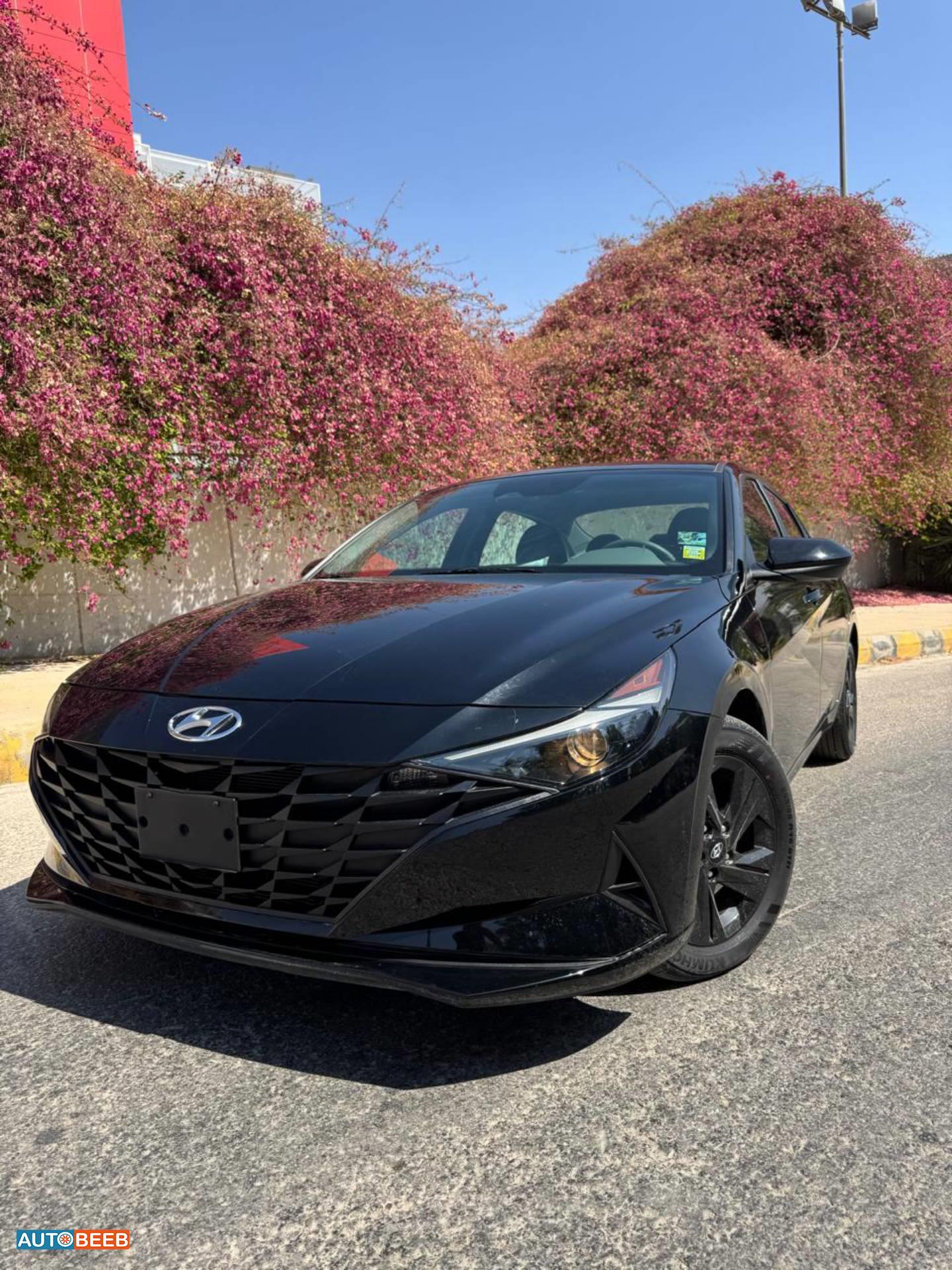 Hyundai Elantra 2023