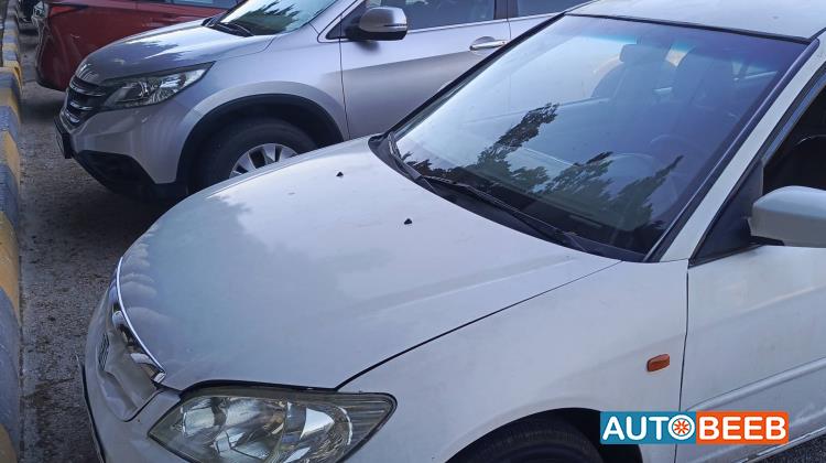 هوندا سيفيك 2005